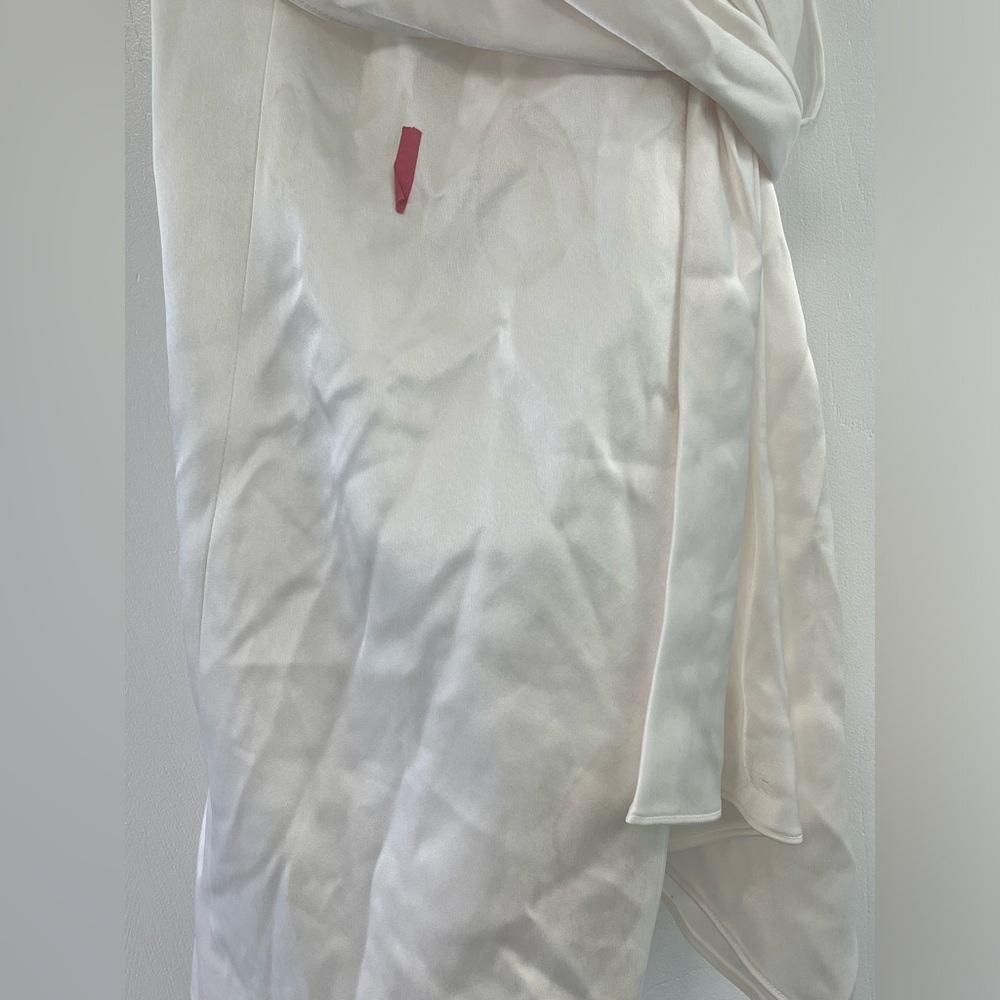 COPY - Alice+Olivia Svetlana Cami Dress in Off White size 0. - Picture 15 of 16